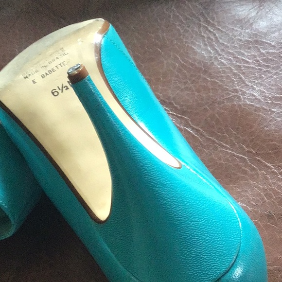 9 west Babette Seaport Pumps - Picture 6 of 6